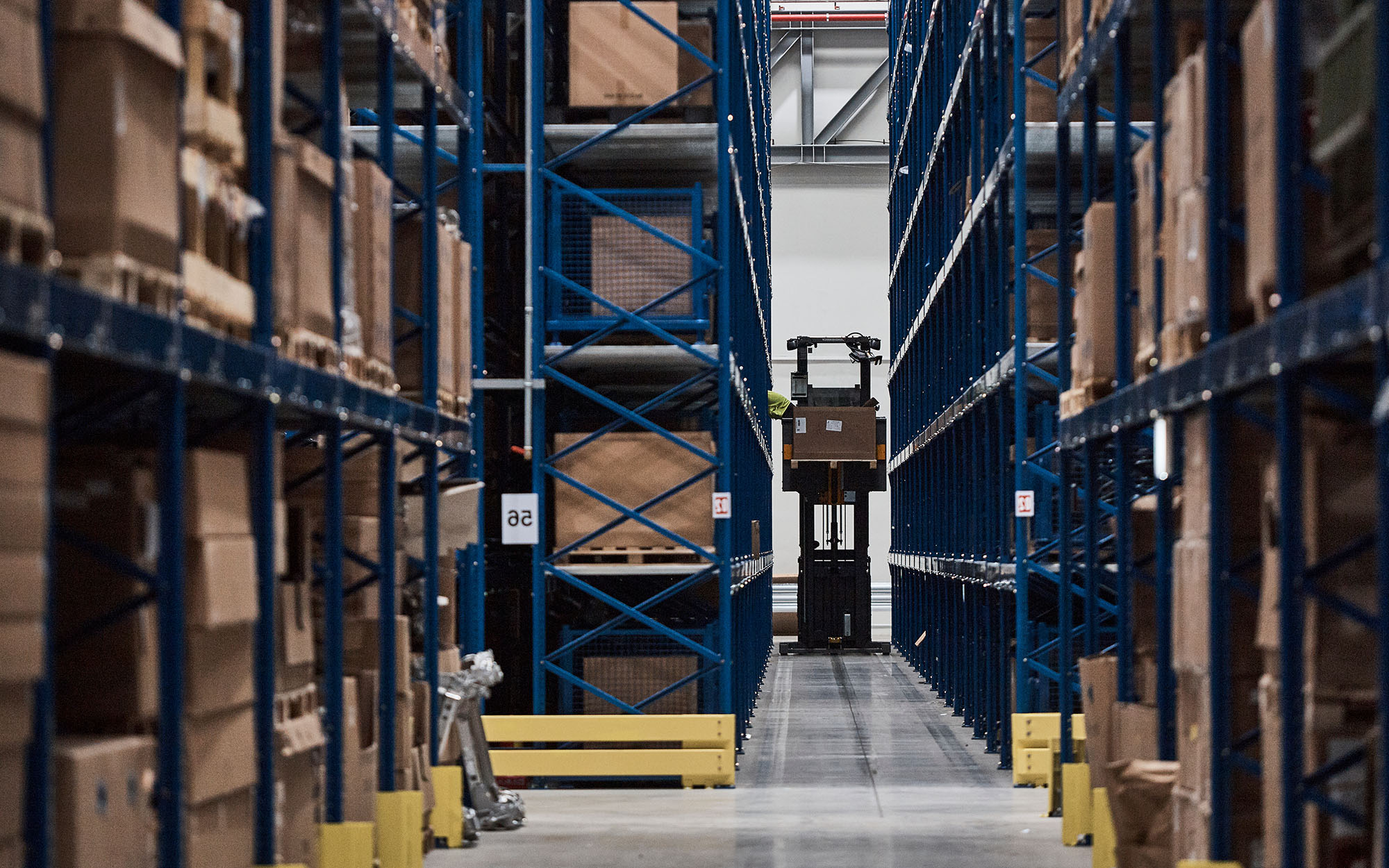 Very Narrow Aisle Racking | StorX Solutions